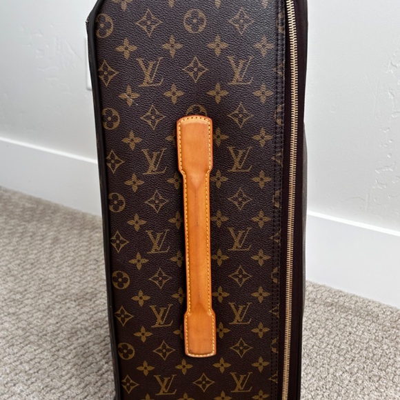 Louis Vuitton Monogram Pegase 60 Rolling Luggage - Picture 7 of 16